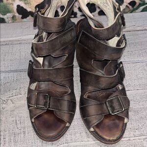 Stylish Brown Leather Women's Sandals